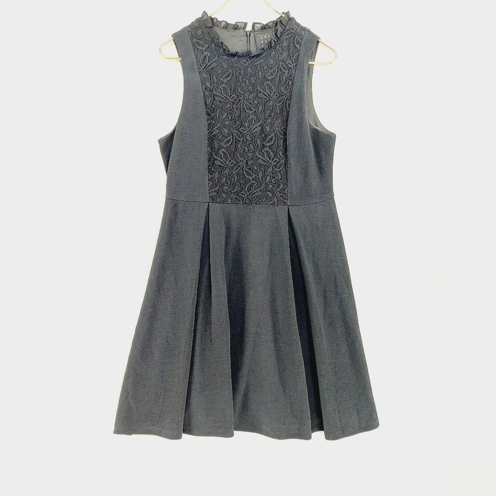 One Market Crewneck Sleeveless Lace Front Pleated Black  Midi Dress P1727